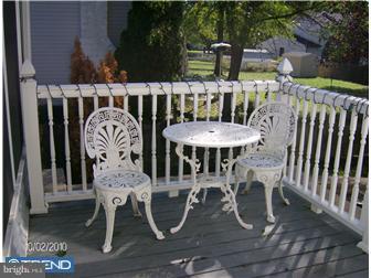 290 Greenview Road Yardley, PA 19067 - Photo 6 of 11 Deck