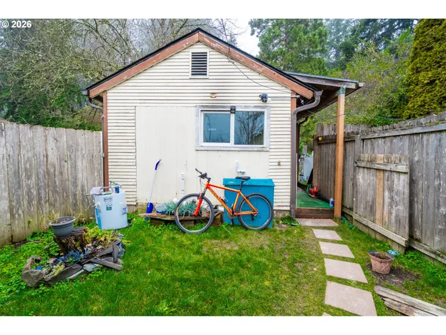 $399,999 | 1702 Augusta Street, Eugene, OR 97403