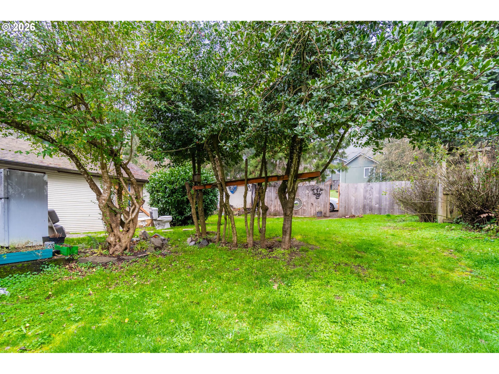 1702 Augusta Street Eugene, OR 97403 - Photo 39 of 41