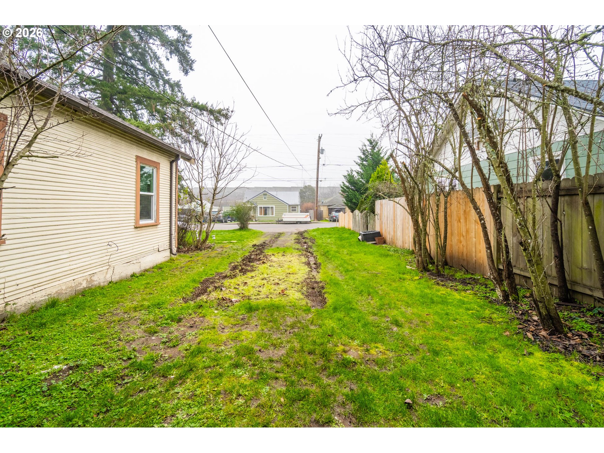 1702 Augusta Street Eugene, OR 97403 - Photo 40 of 41