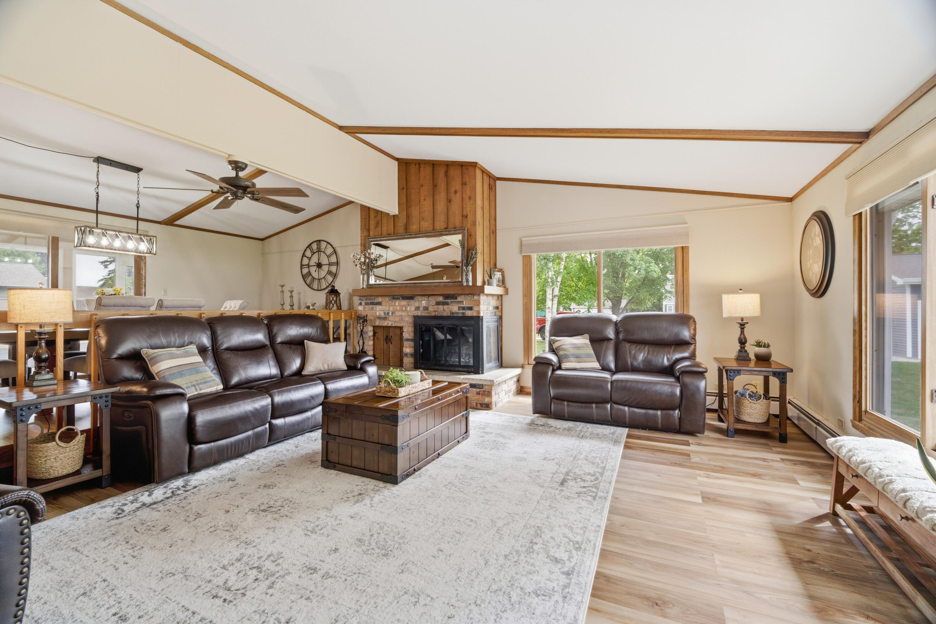 6121 Black Wolf Point Road Black Wolf, WI 54902 - Photo 4 of 85 Great Room with Vaulted Ceiling