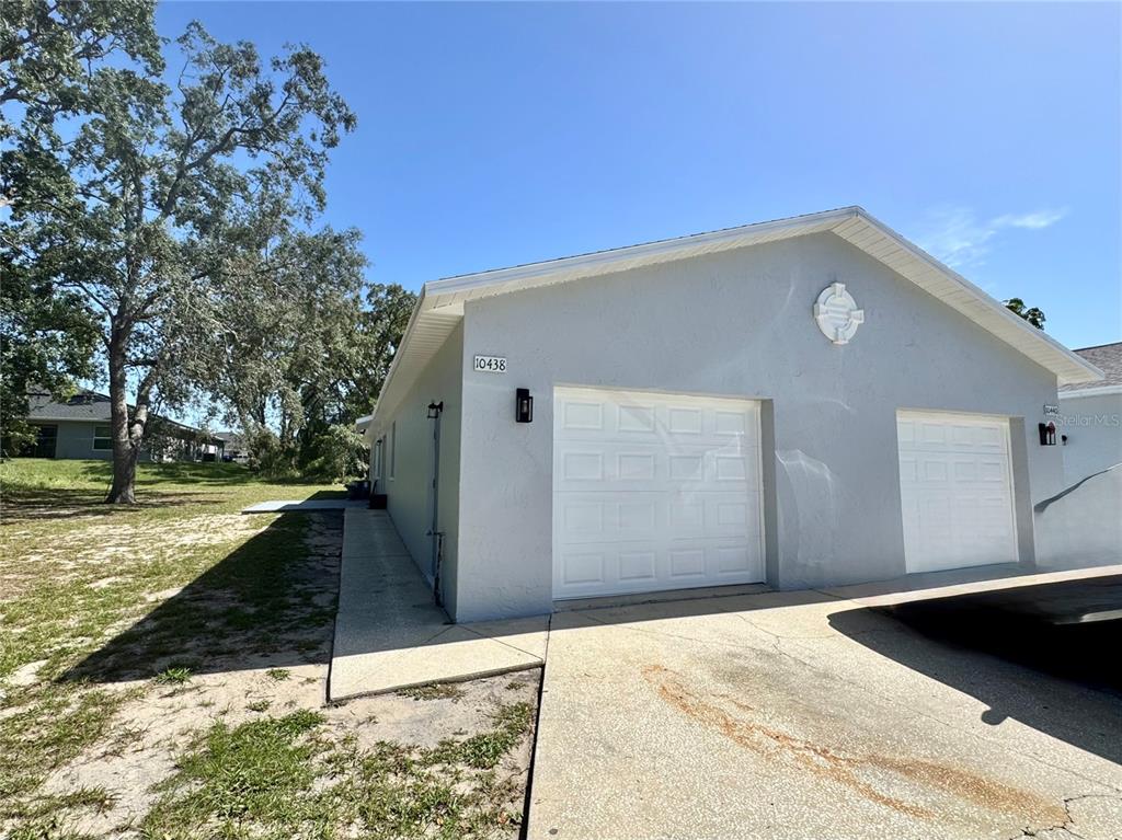 10440 Chalmer Street Spring Hill, FL 34608 - Photo 8 of 25