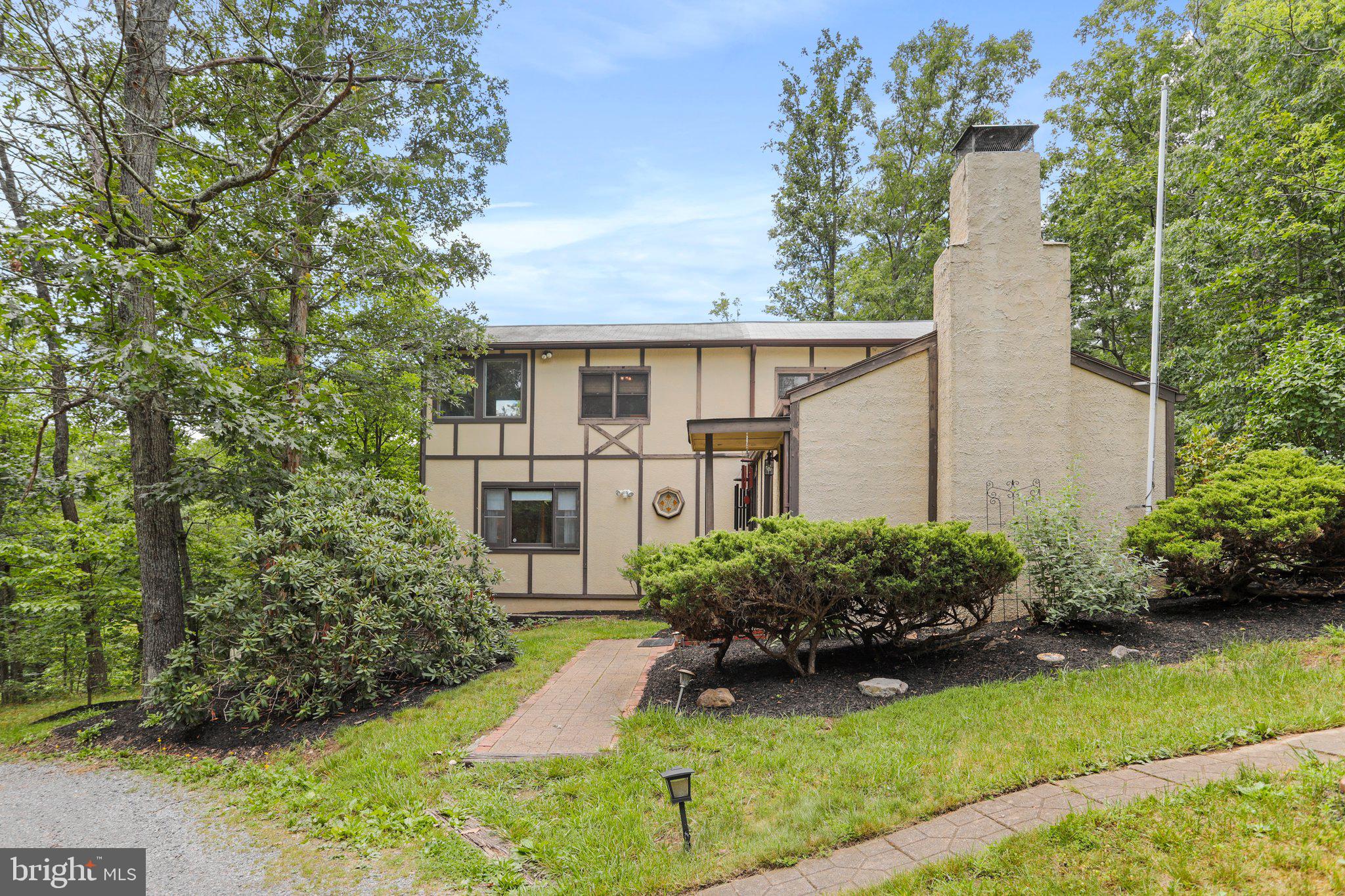2599 Tabor Road Berkeley Springs, WV 25411 - Photo 3 of 50 Main House