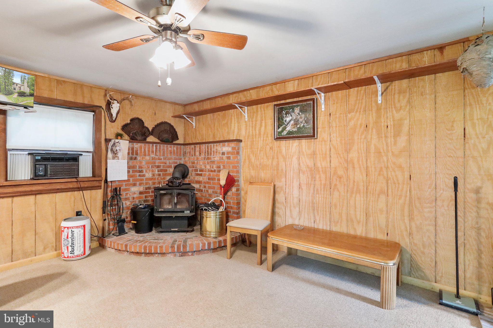 2599 Tabor Road Berkeley Springs, WV 25411 - Photo 46 of 50 Living Room