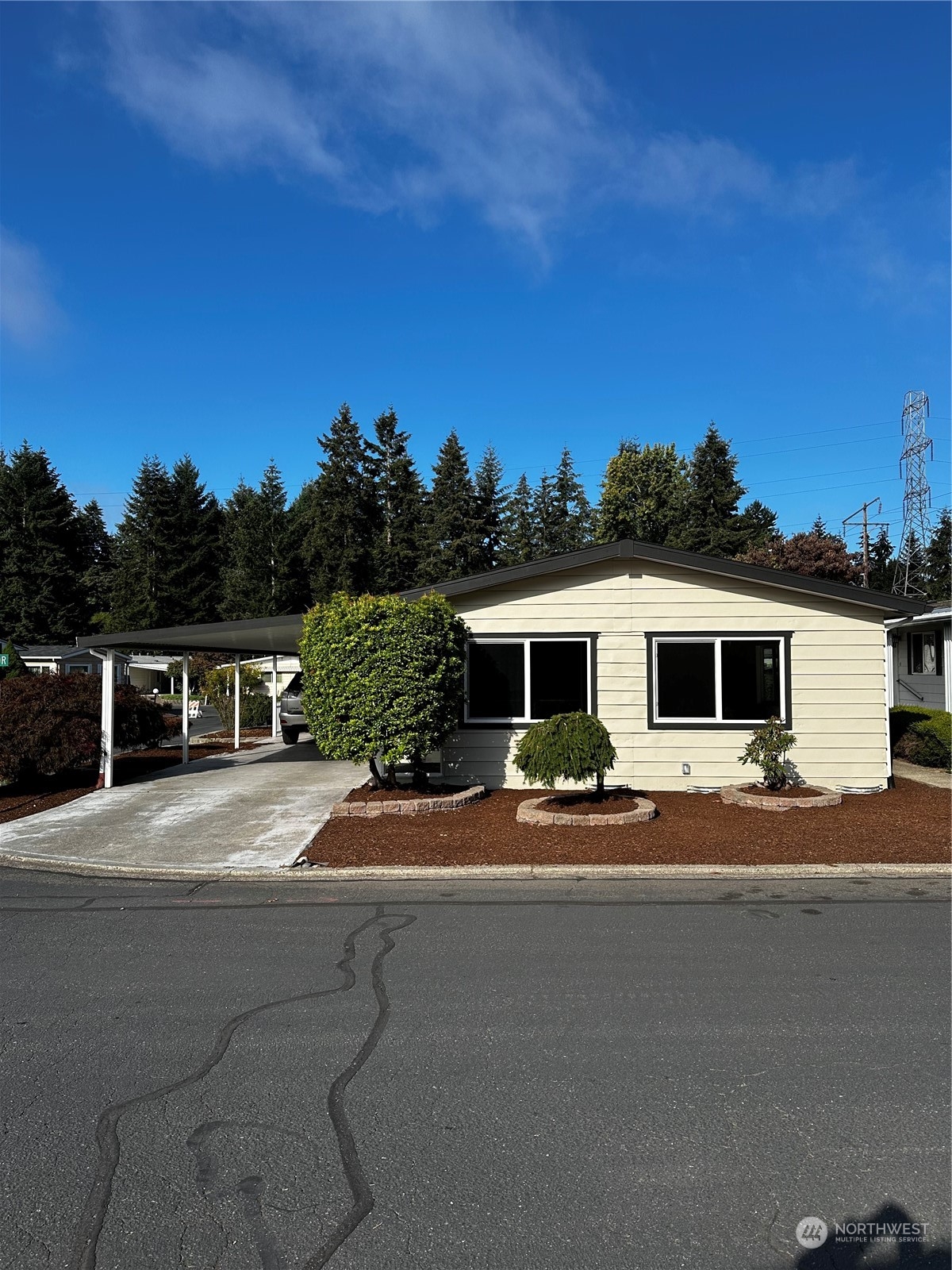 201 Union Avenue Southeast, Unit 42 Renton, WA 98059 - Photo 1 of 21