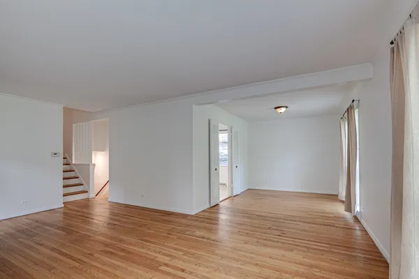$3,500 | 370 Madison Avenue, Glencoe, IL 60022