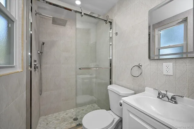 $929,000 | 110-44 208th Street | Queens Village