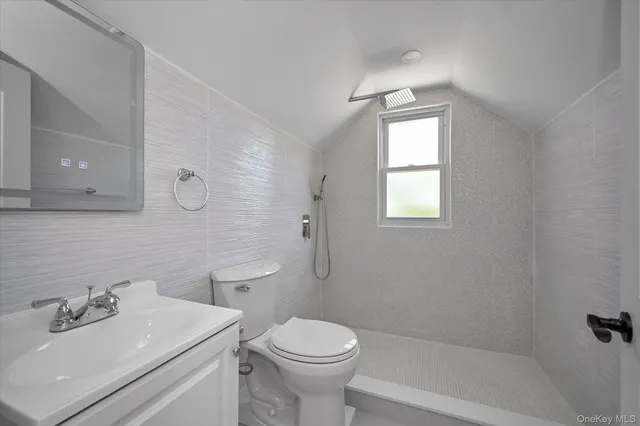 $929,000 | 110-44 208th Street | Queens Village