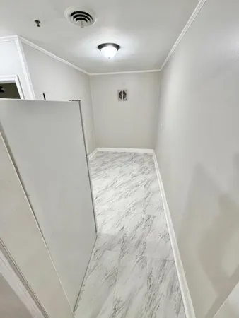 $1,250 | 27 East Main Street, Unit 207, Westminster, MD 21157