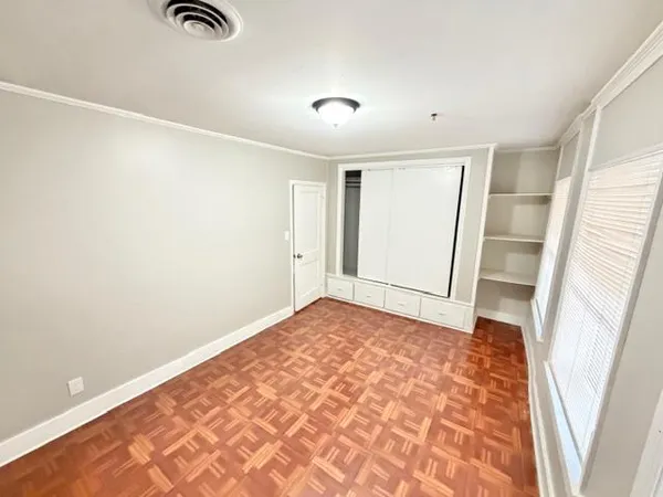 $1,250 | 27 East Main Street, Unit 207, Westminster, MD 21157