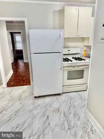 $1,250 | 27 East Main Street, Unit 207, Westminster, MD 21157