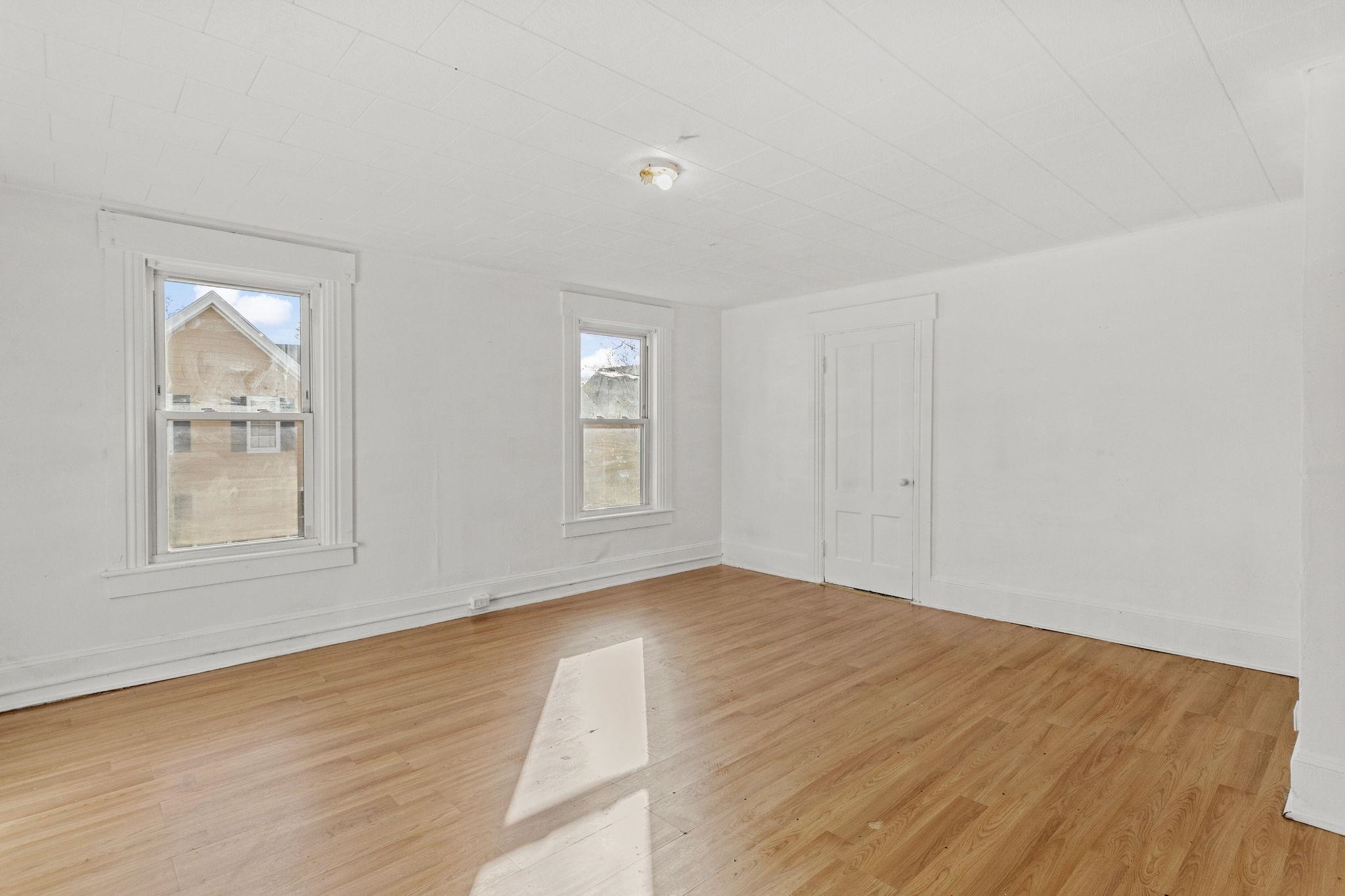 278 Auburn Street Manchester, NH 03103 - Photo 21 of 33