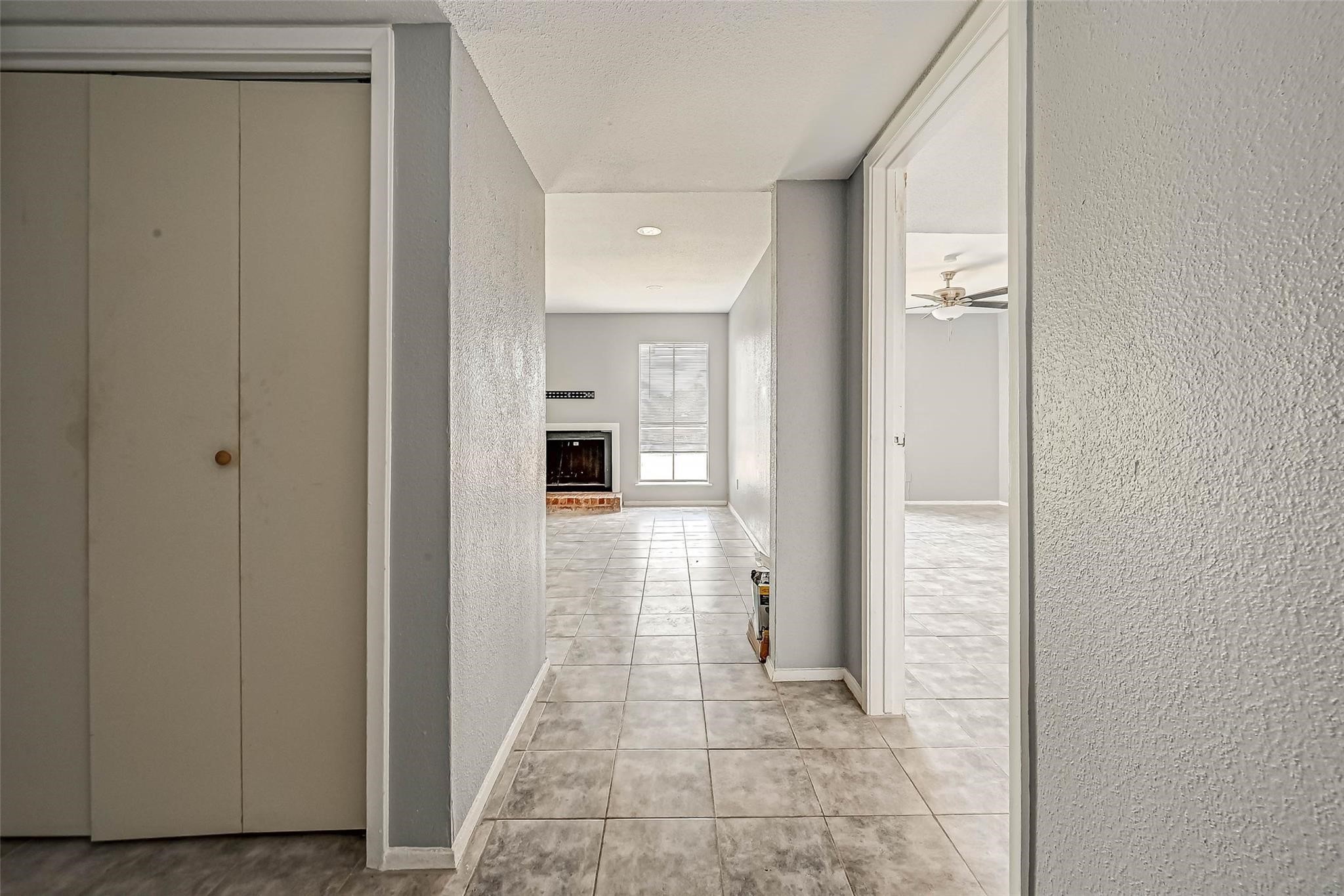 13480 South Thorntree Drive, Unit 508 Houston, TX 77015 - Photo 5 of 10 a view of a hallway with a wooden space