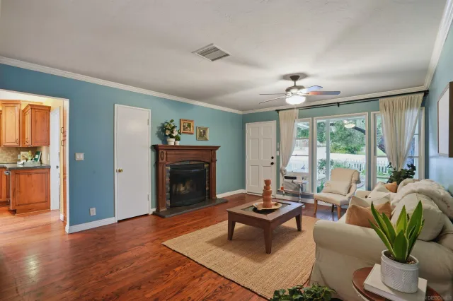 $699,000 | 1133 West 13th Avenue, Escondido, CA 92025