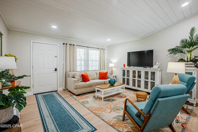 $569,000 | 3900 Quarts Street, Panama City Beach, FL 32408