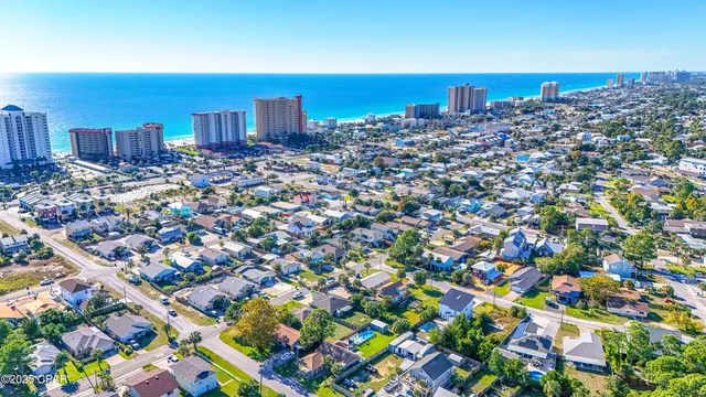 $569,000 | 3900 Quarts Street, Panama City Beach, FL 32408