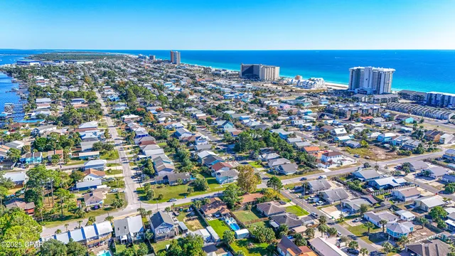 $569,000 | 3900 Quarts Street, Panama City Beach, FL 32408