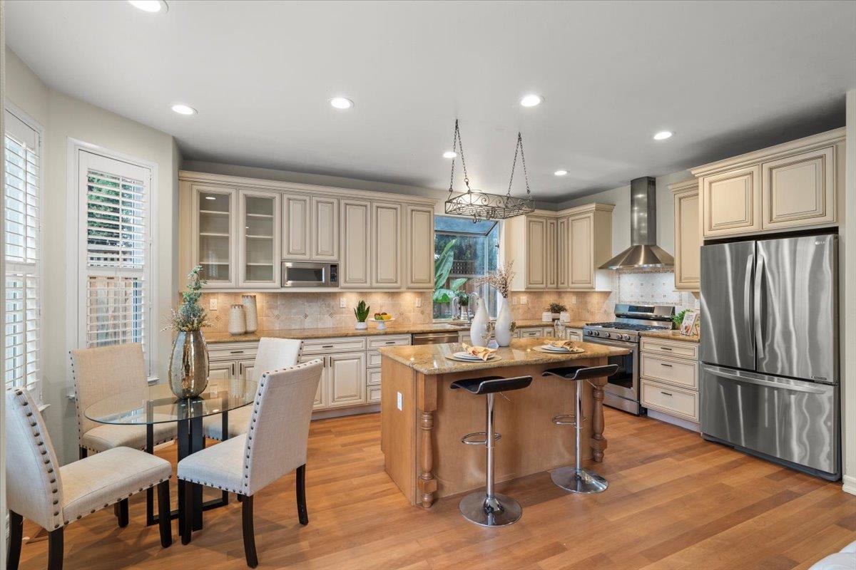 1436 Sandringham Way San Jose, CA 95126 - Photo 11 of 27