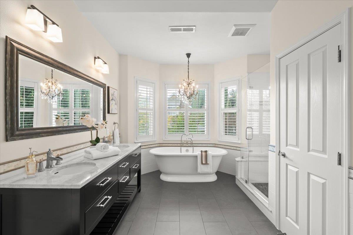 1436 Sandringham Way San Jose, CA 95126 - Photo 18 of 27