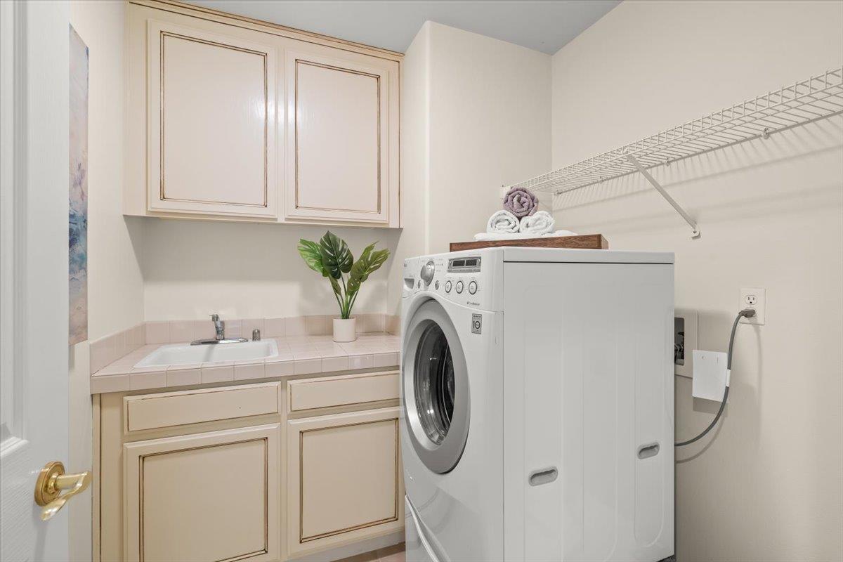 1436 Sandringham Way San Jose, CA 95126 - Photo 23 of 27