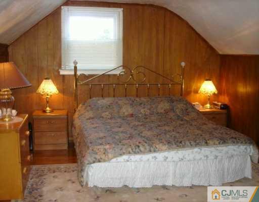 3 Louise Road Edison, NJ 08817 - Photo 7 of 8