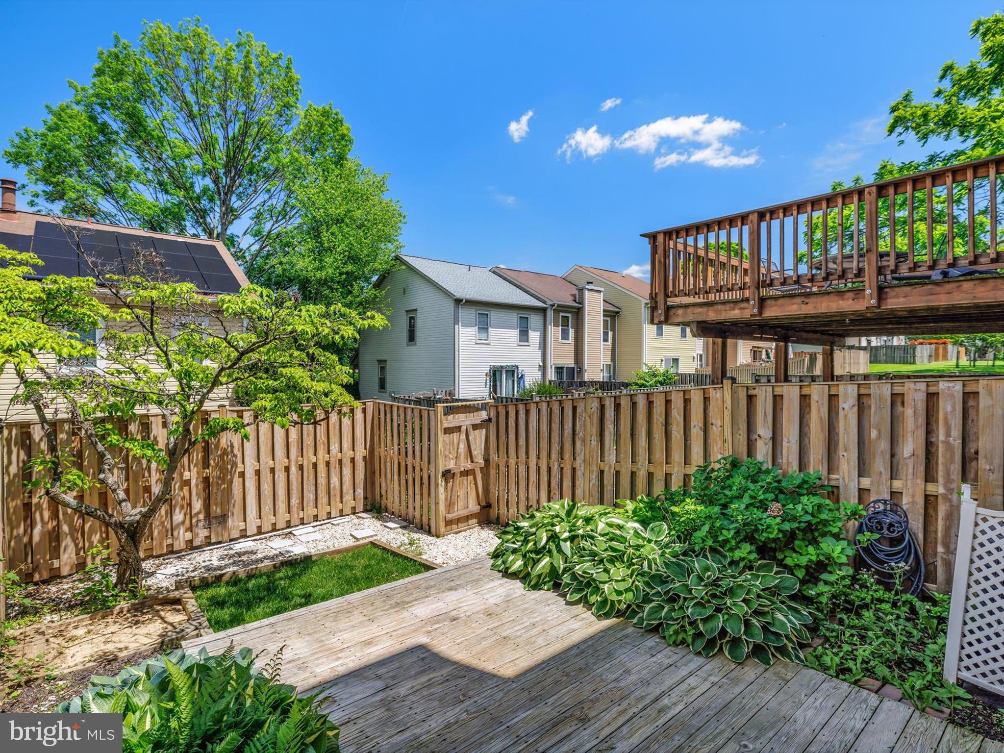 2846 Schoolhouse Circle Silver Spring, MD 20902 - Photo 27 of 32 a garden view with a seating space