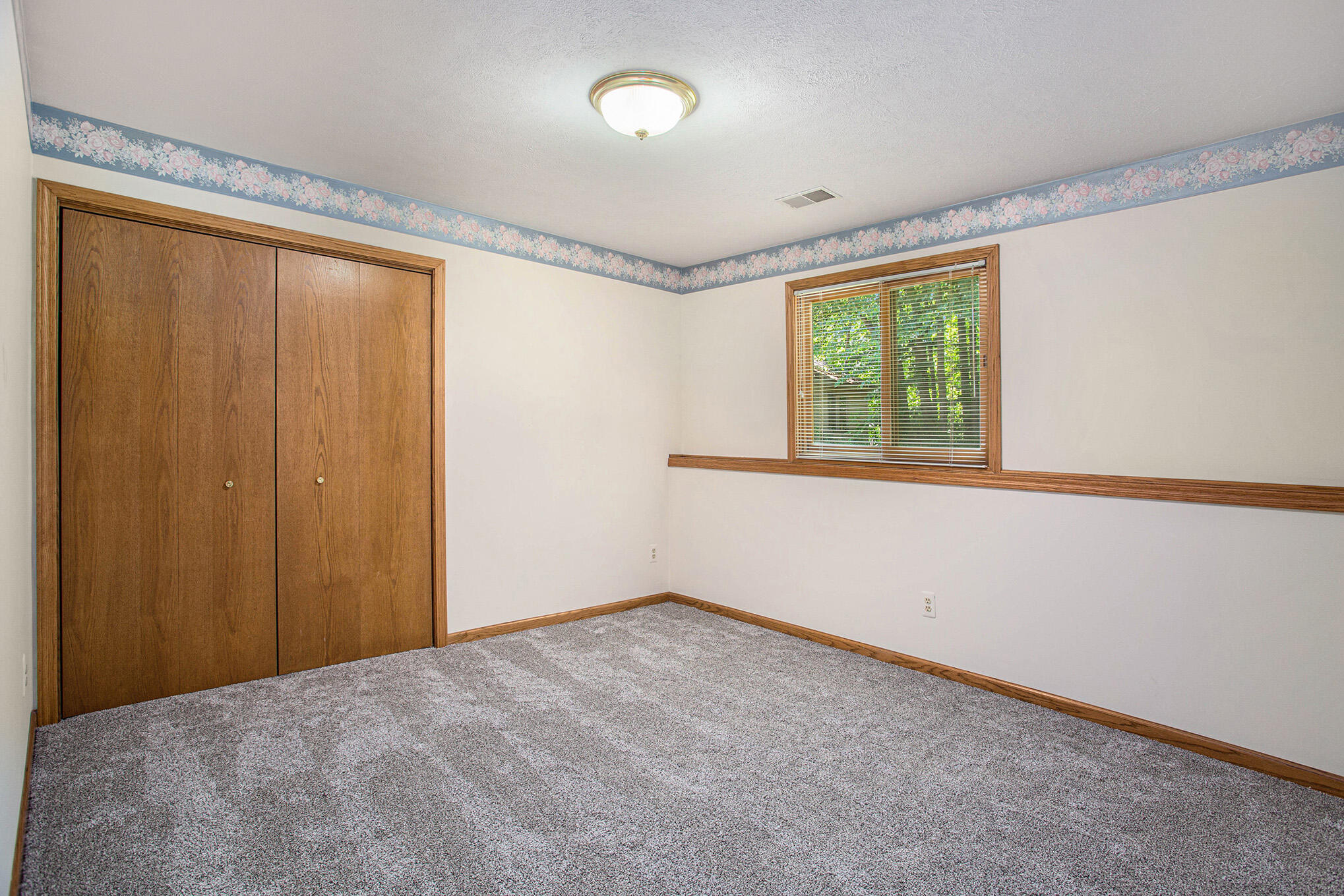 7793 Park Ridge Drive Southwest Jenison, MI 49428 - Photo 26 of 40 8L9A7670
