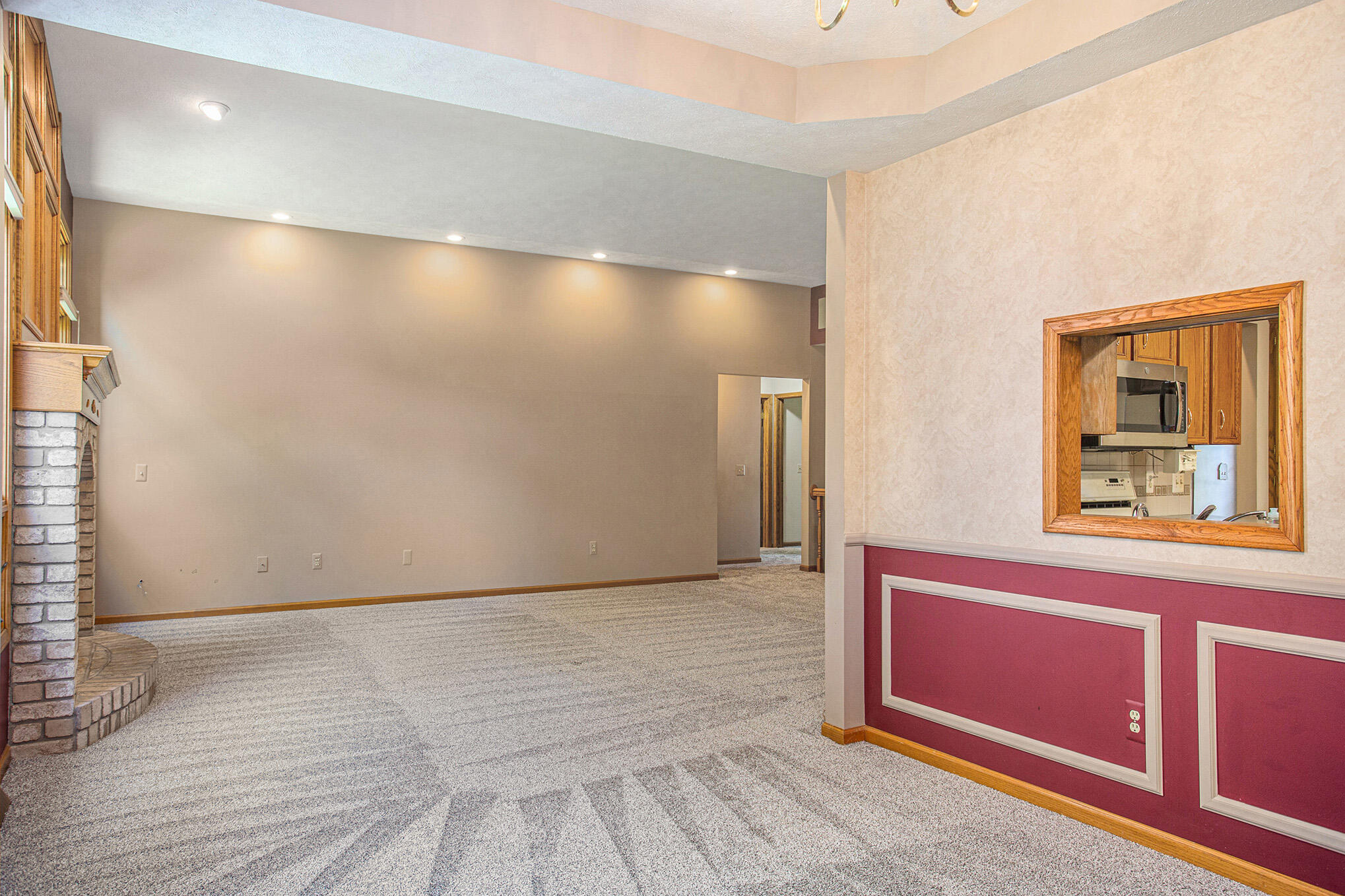 7793 Park Ridge Drive Southwest Jenison, MI 49428 - Photo 5 of 40 8L9A7624