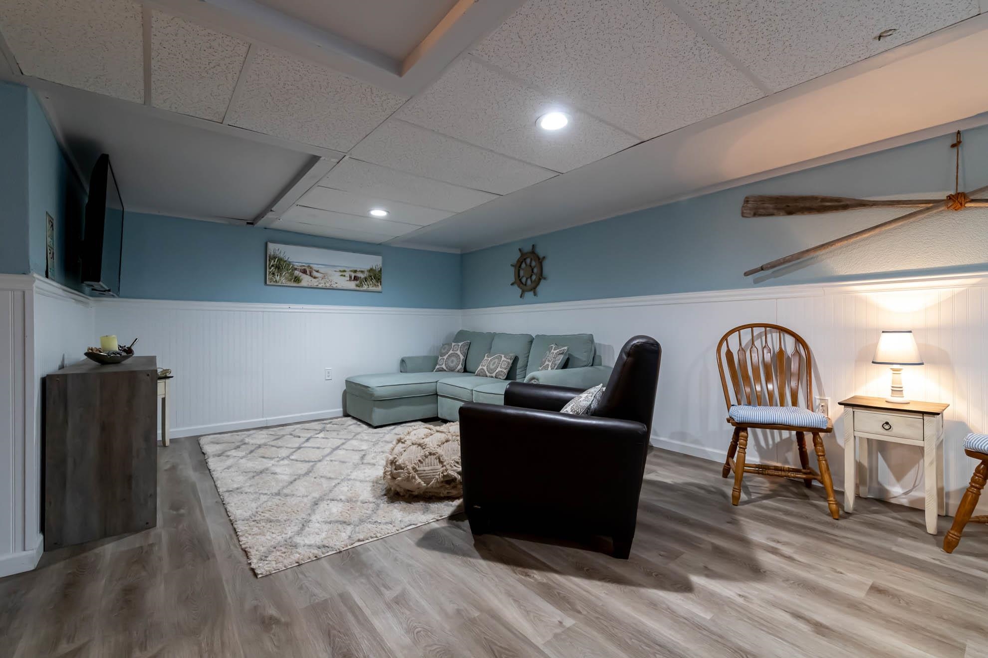 33 Plummer Road Bedford, NH 03110 - Photo 35 of 40 Gallery Image 35