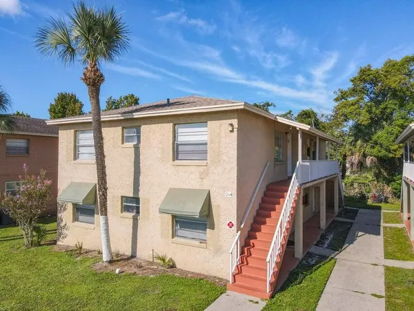 $1,250 | 714 Michigan Court, Unit 2, St. Cloud, FL 34769
