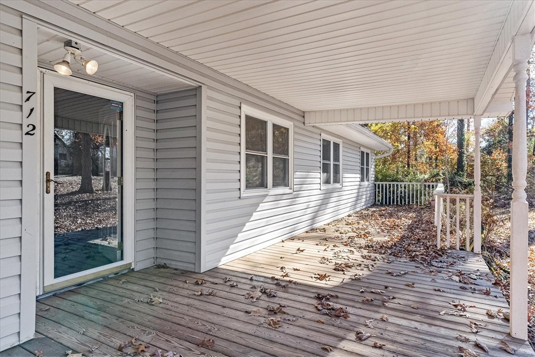 712 Campbell Town Road Walhalla, SC 29691 - Photo 5 of 34 Gallery Image 5