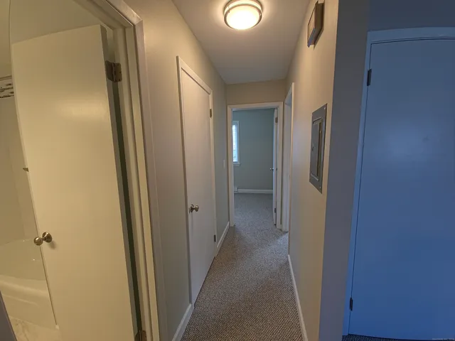 $2,200 | 24 Glenwood Avenue, Unit 8, Norwalk, CT 06854