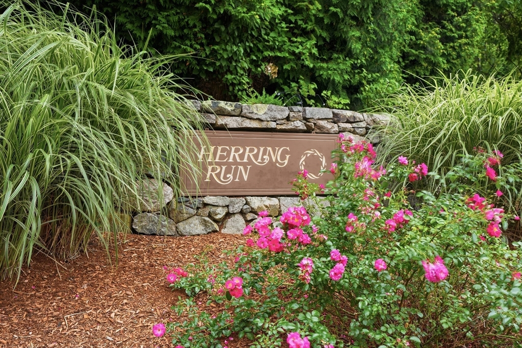 5 Hemlock Road, Unit 5 Bourne, MA 02532 - Photo 32 of 39