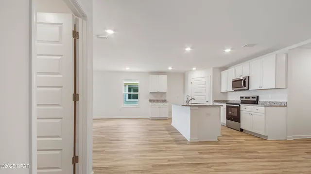 $319,900 | 4143 Gulliver Drive, Chipley, FL 32428