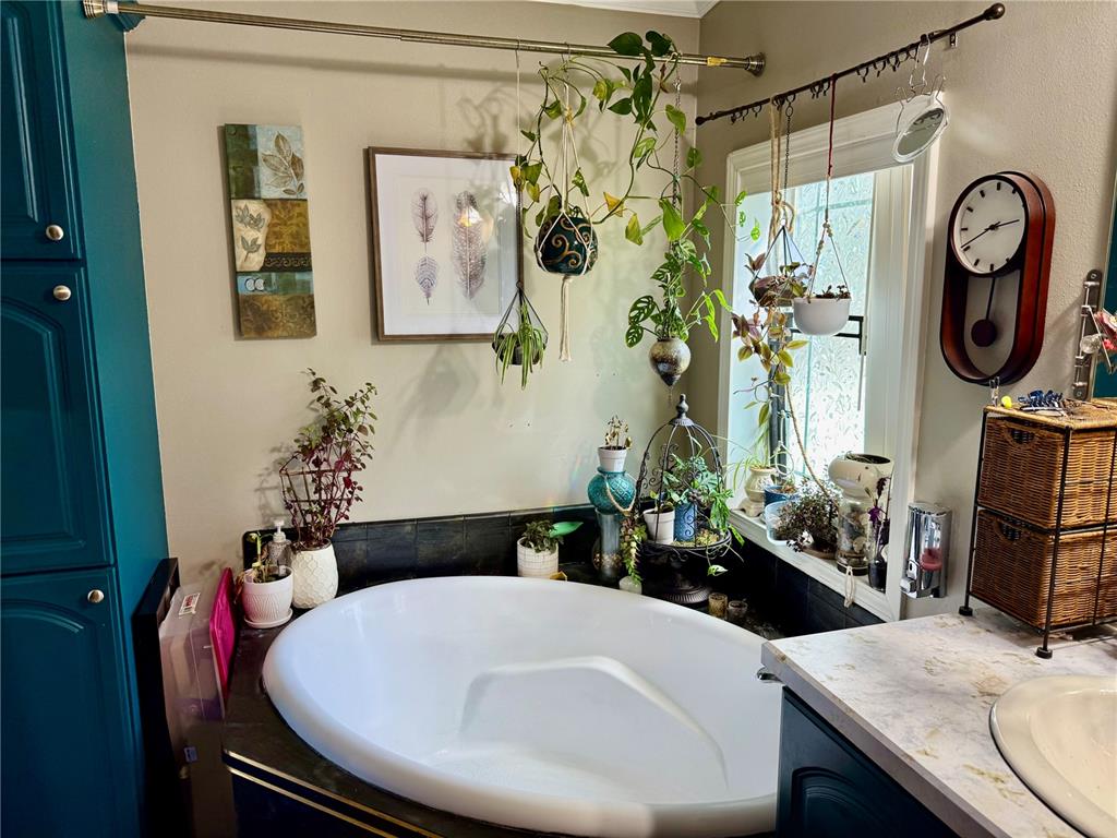 5321 South June Terrace, Unit 74 Homosassa, FL 34446 - Photo 10 of 28 a living room with furniture