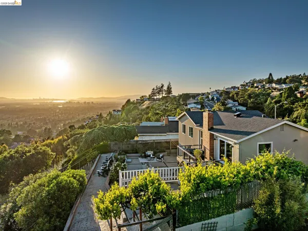 $1,195,000 | 341 Rishell Drive, Oakland, CA 94619
