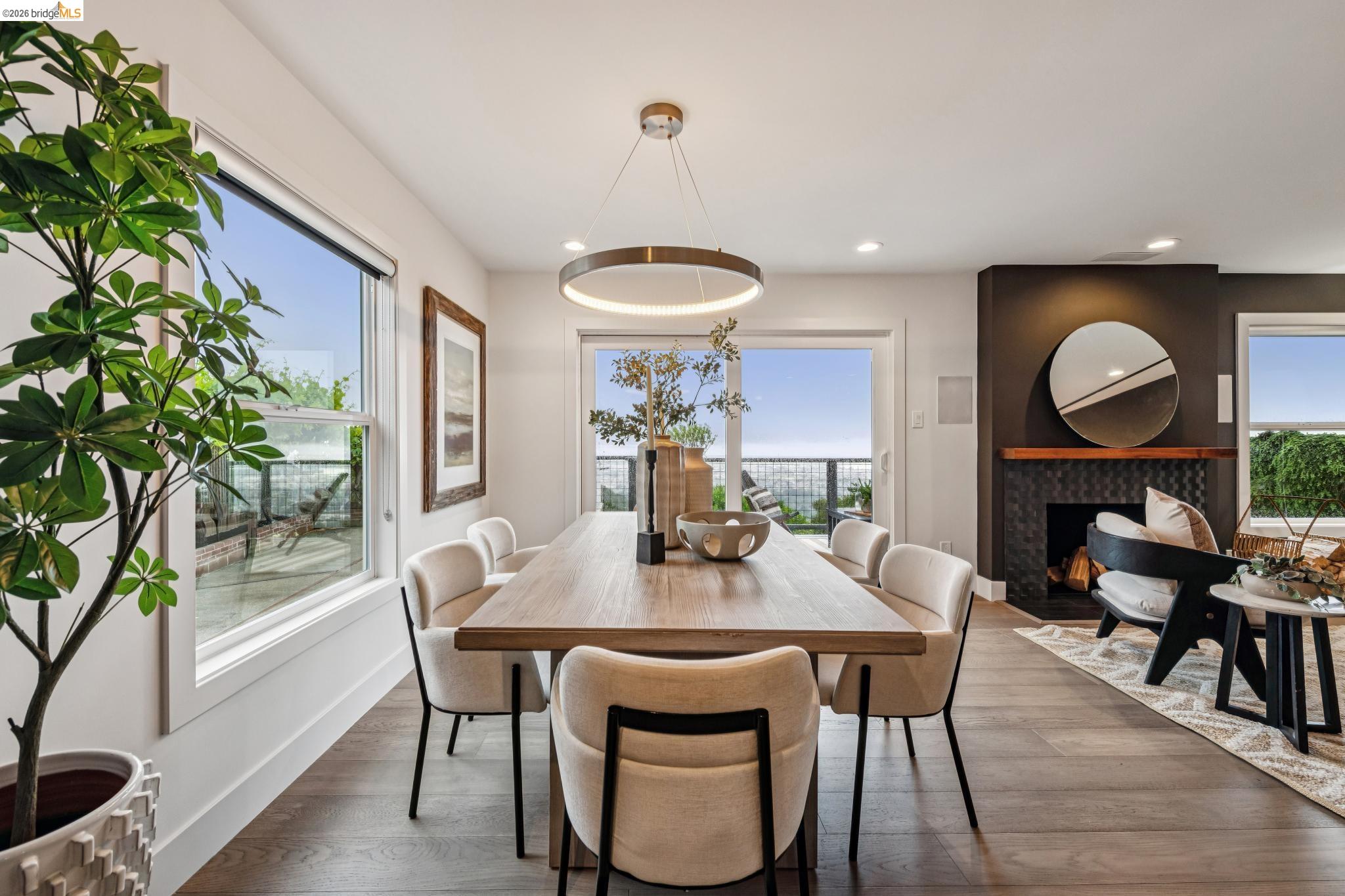 341 Rishell Drive Oakland, CA 94619 - Photo 11 of 60