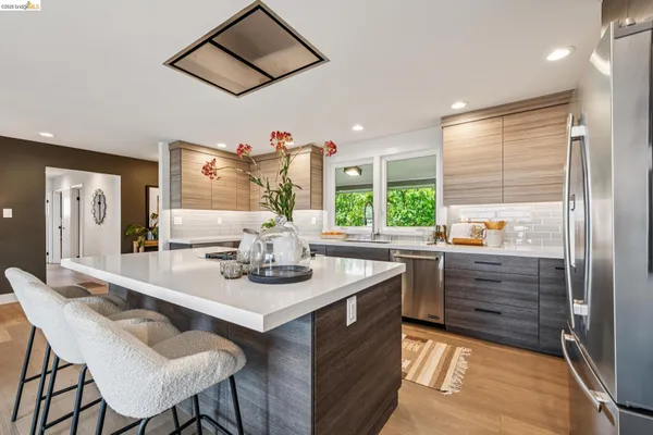 $1,195,000 | 341 Rishell Drive, Oakland, CA 94619