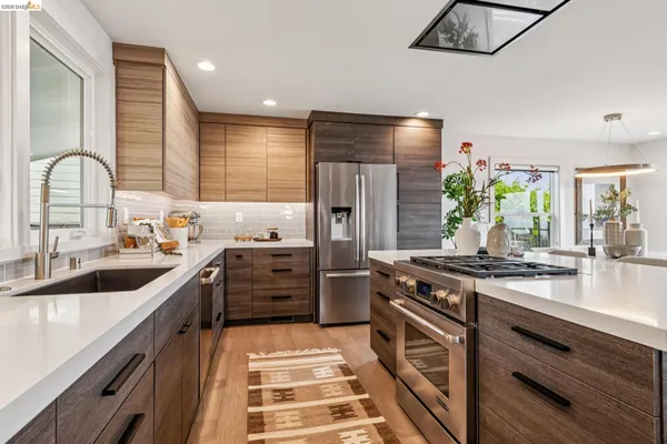 $1,195,000 | 341 Rishell Drive, Oakland, CA 94619