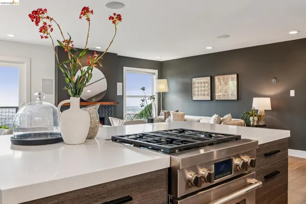 $1,195,000 | 341 Rishell Drive, Oakland, CA 94619