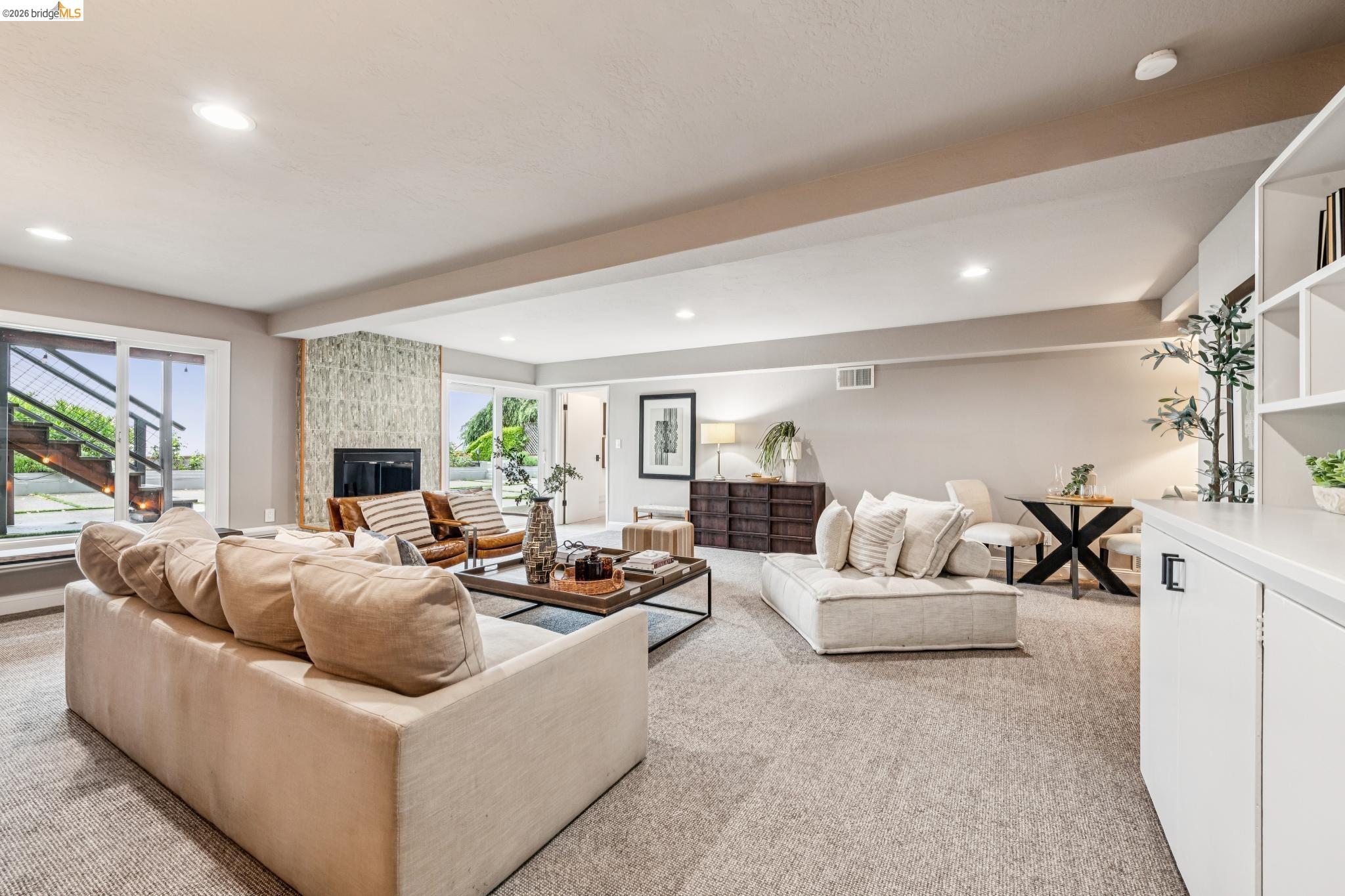 341 Rishell Drive Oakland, CA 94619 - Photo 25 of 60