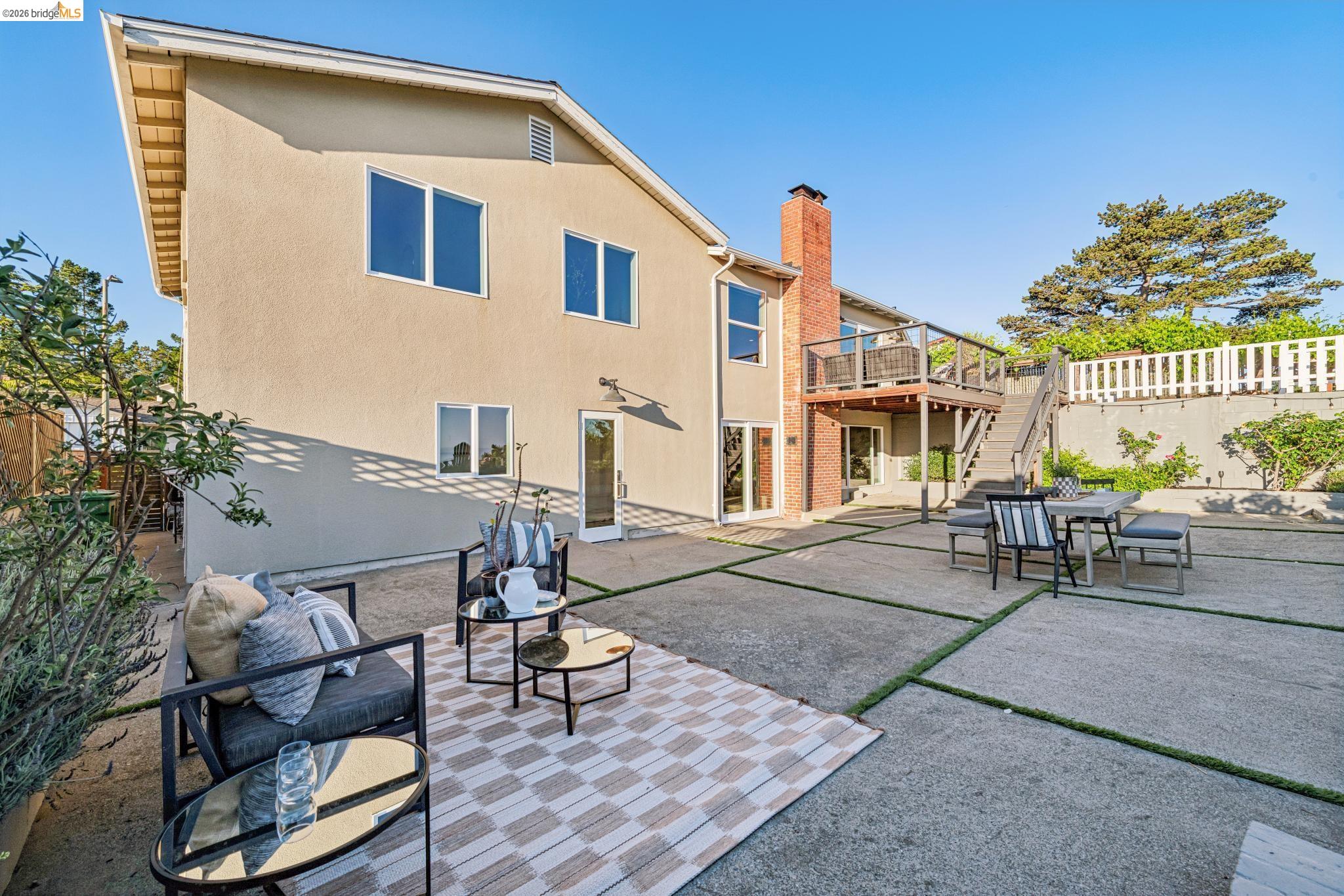 341 Rishell Drive Oakland, CA 94619 - Photo 33 of 60