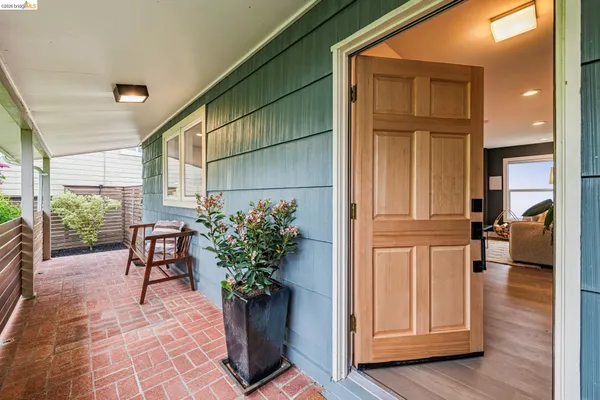 $1,195,000 | 341 Rishell Drive, Oakland, CA 94619