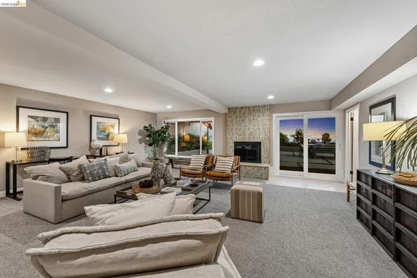 $1,195,000 | 341 Rishell Drive, Oakland, CA 94619