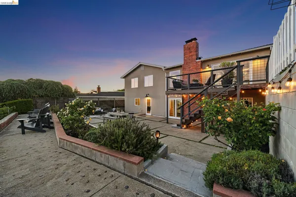 $1,195,000 | 341 Rishell Drive, Oakland, CA 94619