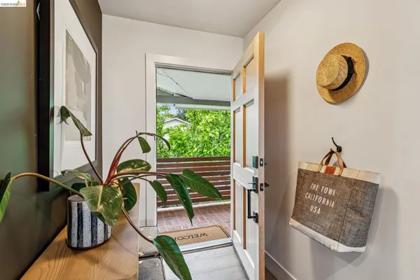 $1,195,000 | 341 Rishell Drive, Oakland, CA 94619