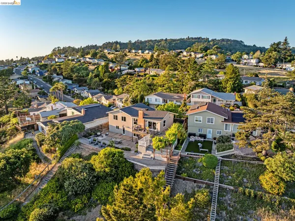 $1,195,000 | 341 Rishell Drive, Oakland, CA 94619