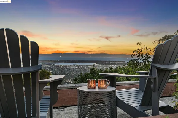 $1,195,000 | 341 Rishell Drive, Oakland, CA 94619