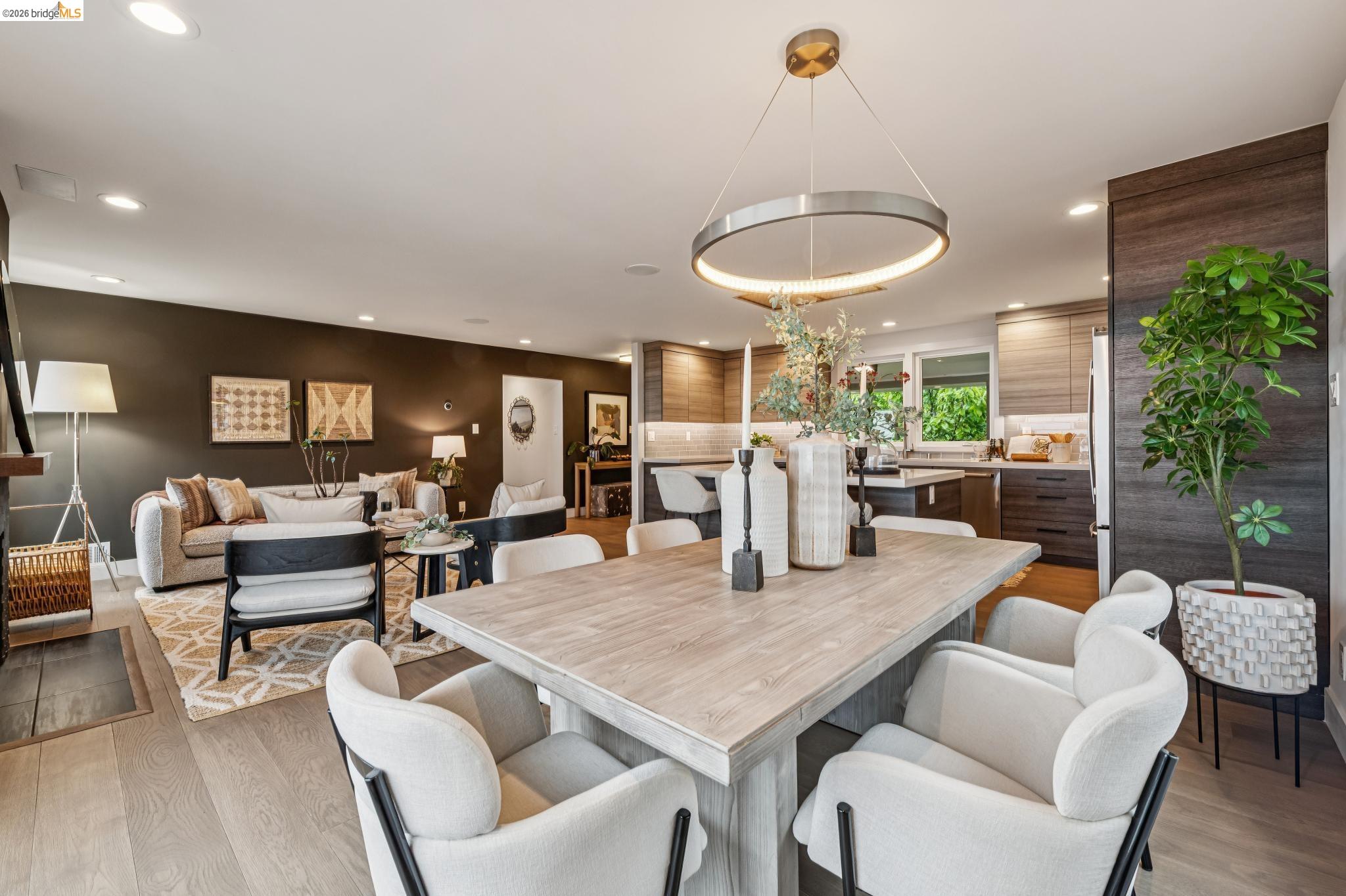 341 Rishell Drive Oakland, CA 94619 - Photo 10 of 60