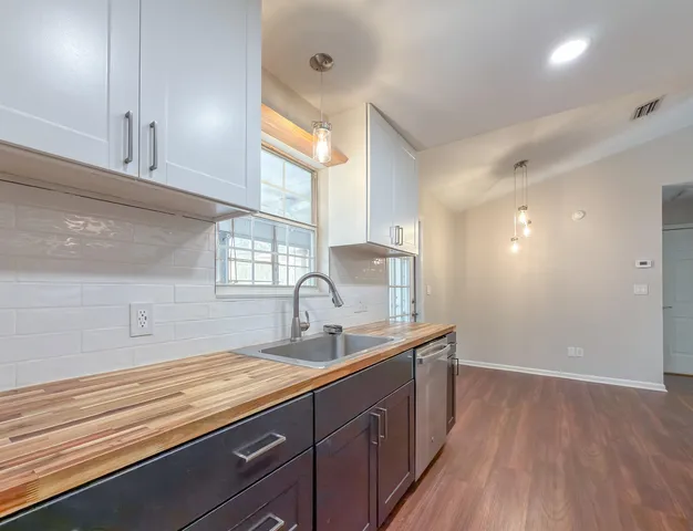 $2,300 | 3122 Pleasant Court, Tallahassee, FL 32303